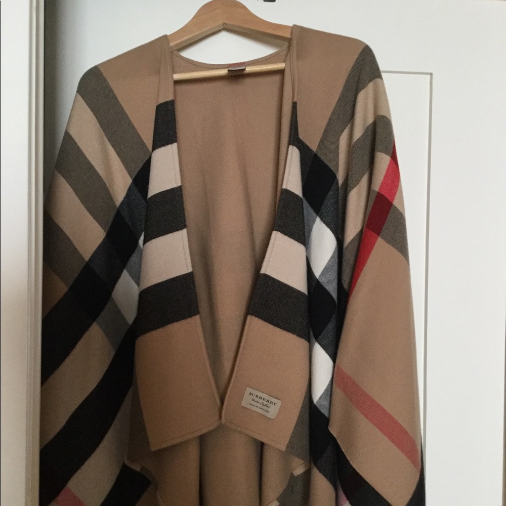 Burberry reversible merino wool wrap